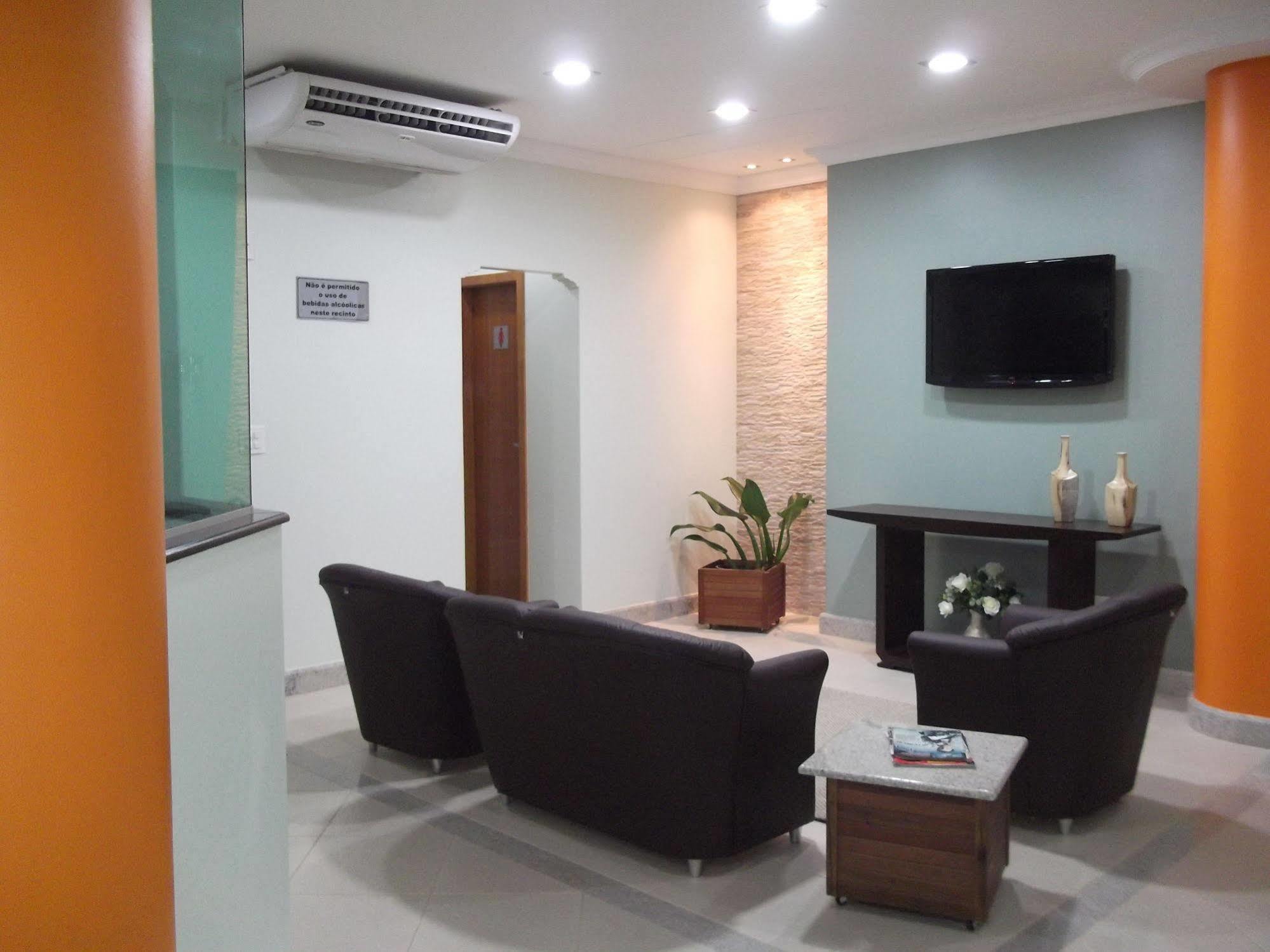 Hotel Lord Camburi 3*